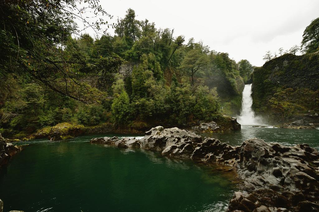 Huilo Huilo Nothofagus Hotel & Spa Пуерто Фуй Екстериор снимка