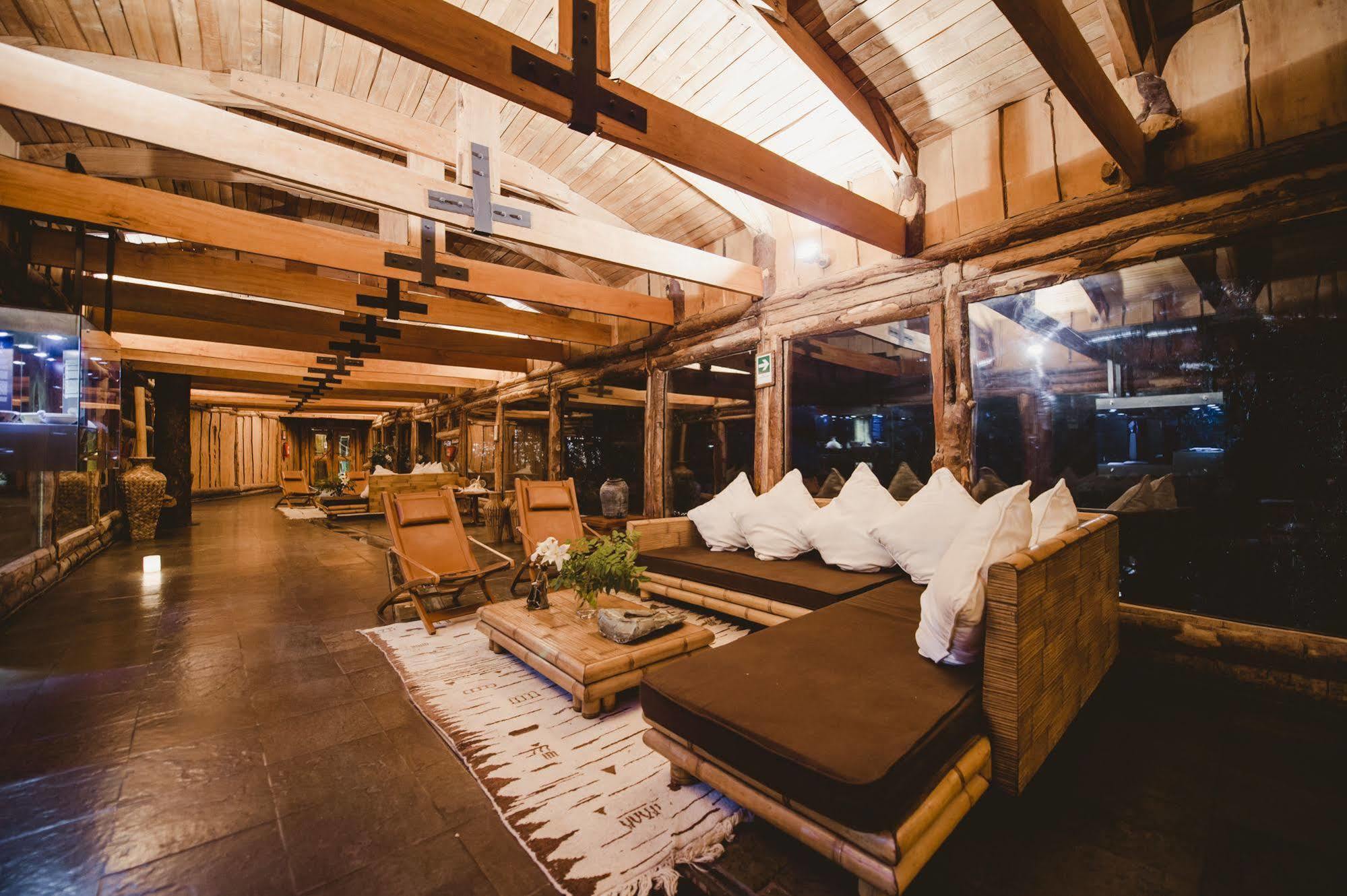 Huilo Huilo Nothofagus Hotel & Spa Пуерто Фуй Екстериор снимка